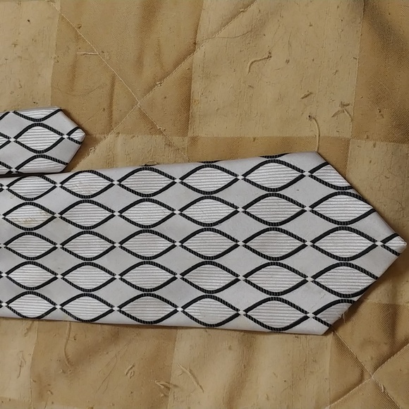 Eurico Carlucci silk necktie - Picture 3 of 4